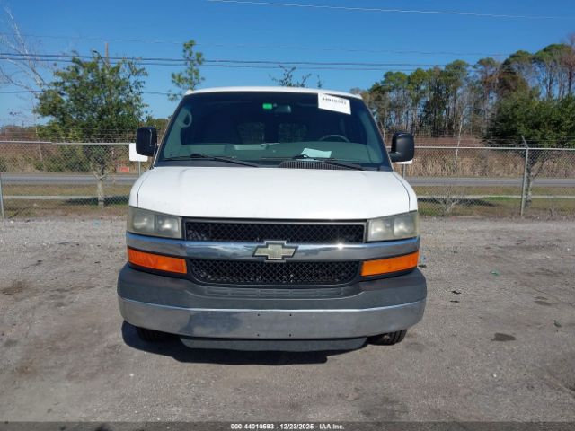 Chevrolet Express Lt Image 16