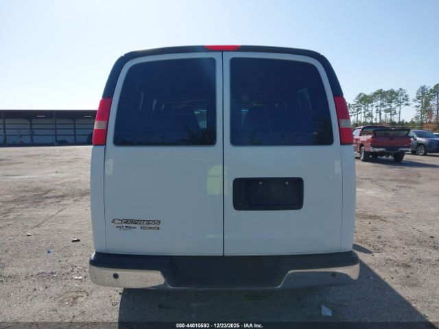 Chevrolet Express Lt Image 8