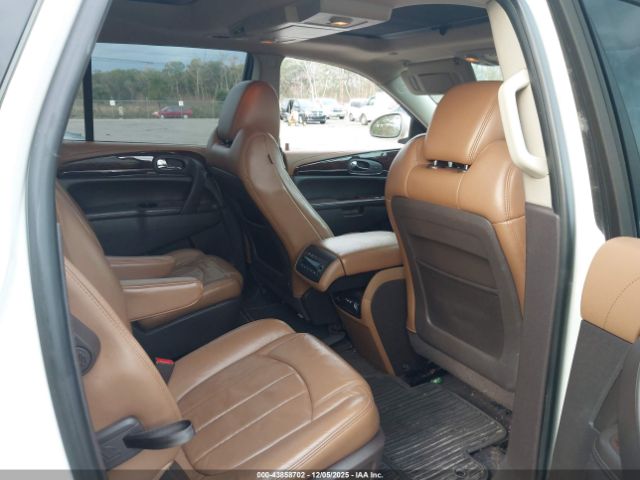 Buick Enclave Premium Image 10