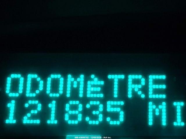 Buick Enclave Premium Image 2