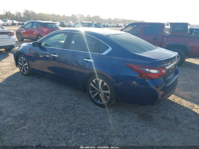 Nissan Altima 2.5 Sr Image 9