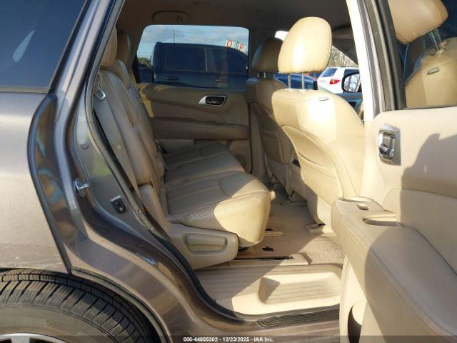 Nissan Pathfinder S Image 2