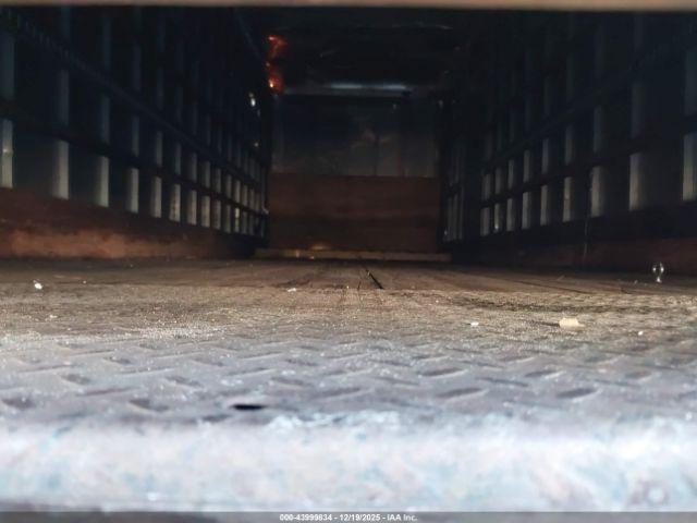 Freightliner M2 106 Medium Duty Image 4