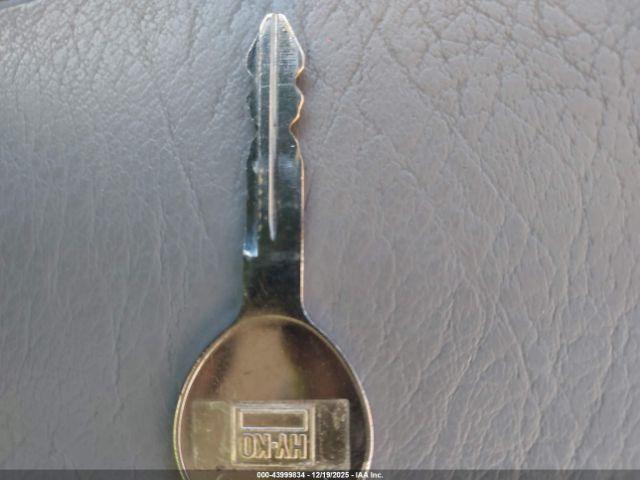 Freightliner M2 106 Medium Duty Image 6