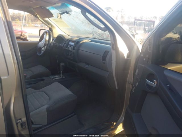 Nissan Xterra S Image 4