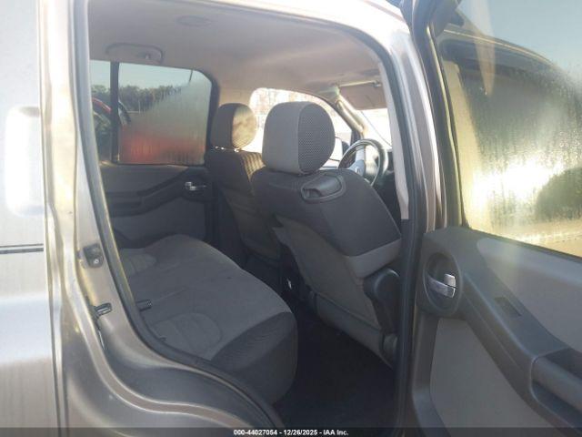 Nissan Xterra S Image 8