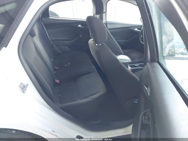 Ford Focus Se Image 5