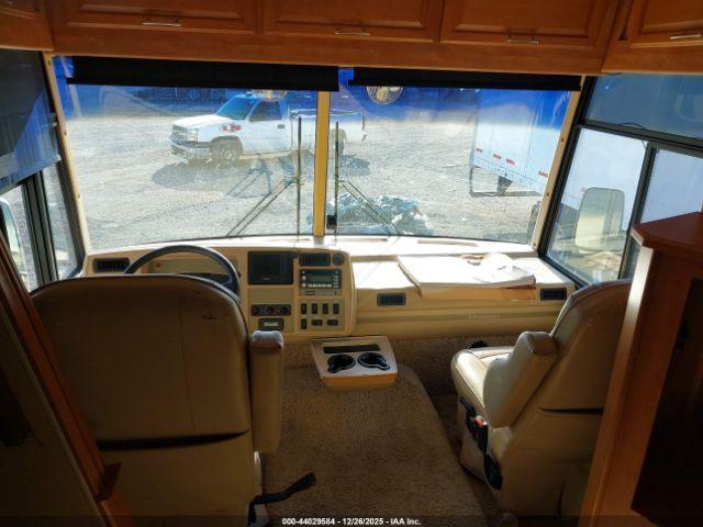 Workhorse Custom Cha Motorhome Chassis W24 Image 5