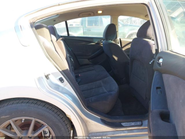 Nissan Altima 2.5 S Image 9