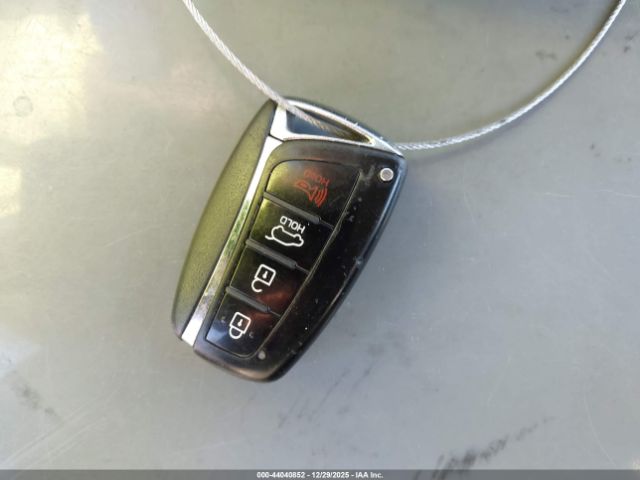 Hyundai SANTA FE 2.0l Turbo Image 9