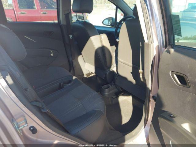 Chevrolet Spark 1lt Auto Image 6