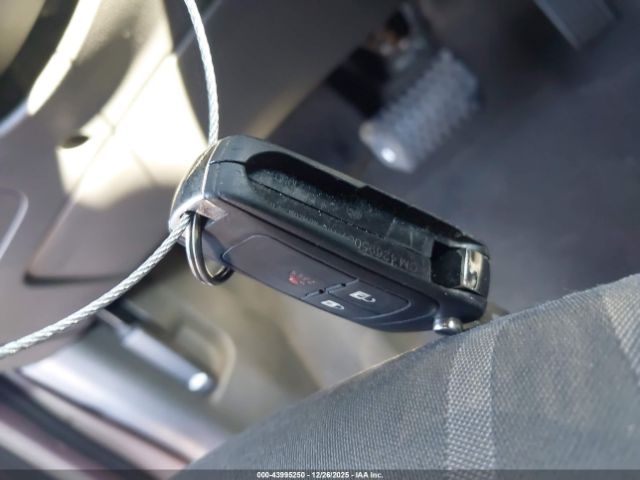 Chevrolet Spark 1lt Auto Image 8