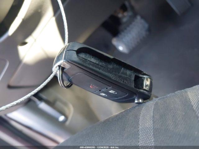 Chevrolet Spark 1lt Auto Image 8