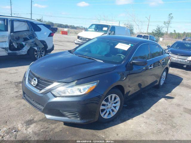 Nissan Altima 2.5 S Image 3