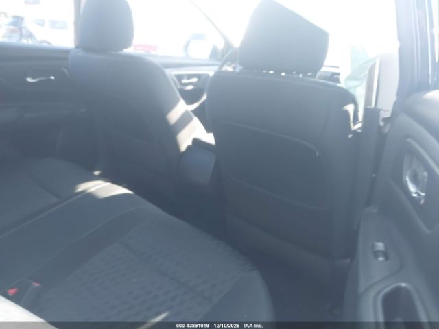 Nissan Altima 2.5 S Image 8