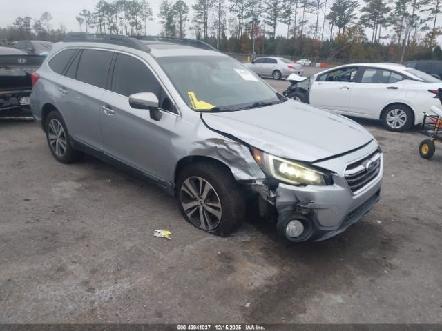 Subaru Outback 2.5i Limited Image 1
