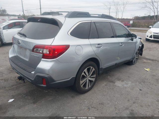 Subaru Outback 2.5i Limited Image 7