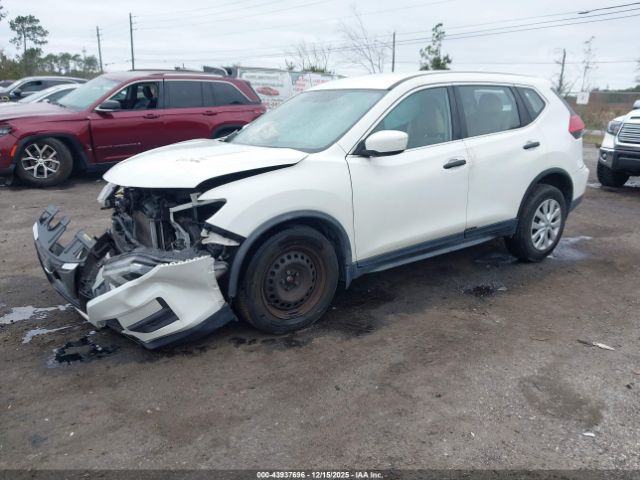 Nissan Rogue S Image 6