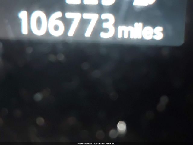 Nissan Rogue S Image 5