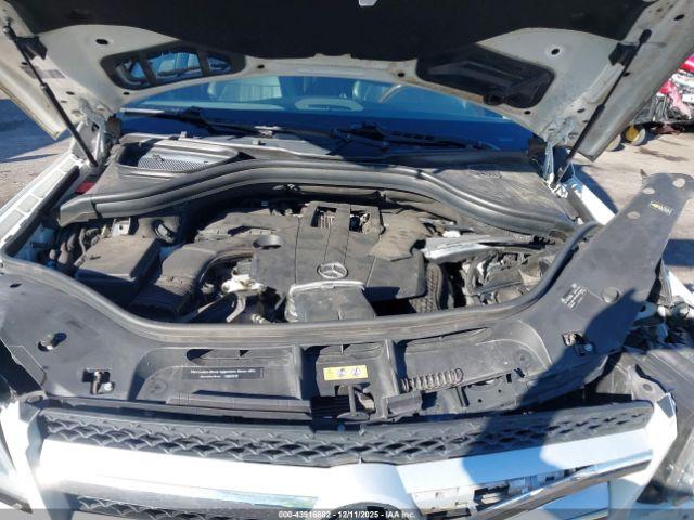 Mercedes-Benz G-Class 4matic Image 11