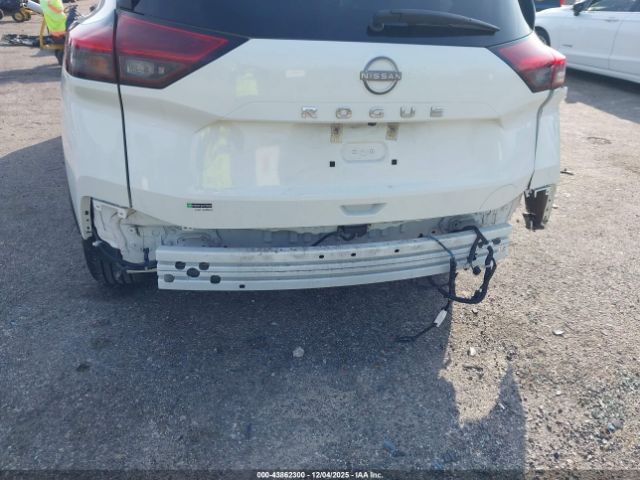 Nissan Rogue S Fwd Image 9