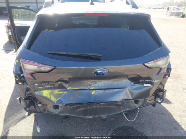 Subaru Outback Limited Image 5