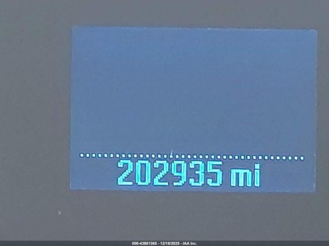 Ford F-350 Xl Image 10