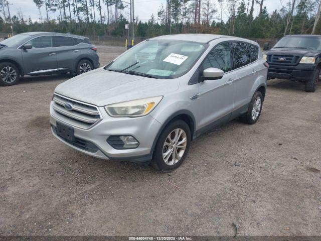 Ford Escape Se Image 8