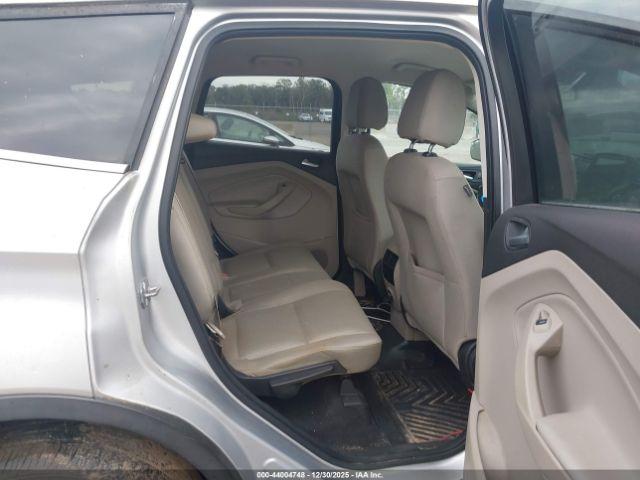 Ford Escape Se Image 11