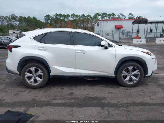 Lexus NX Image 12