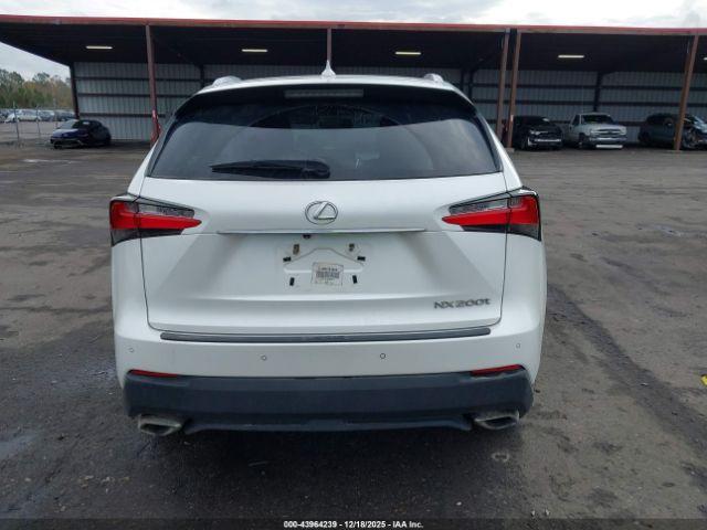 Lexus NX Image 15