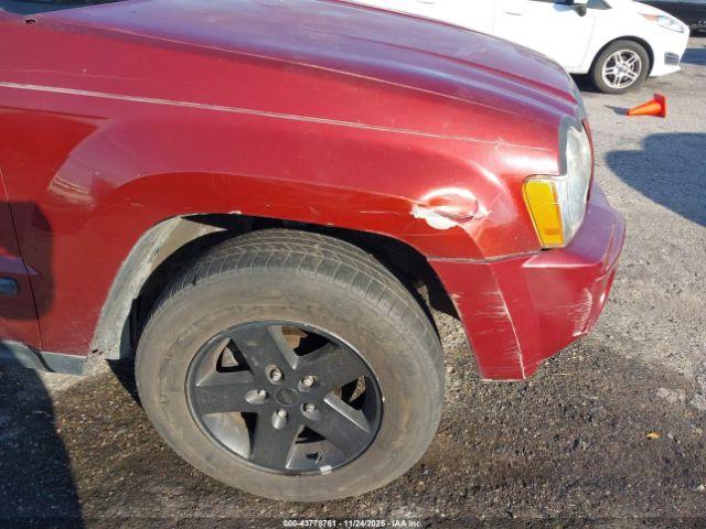 Jeep Grand Cherokee Laredo Image 10