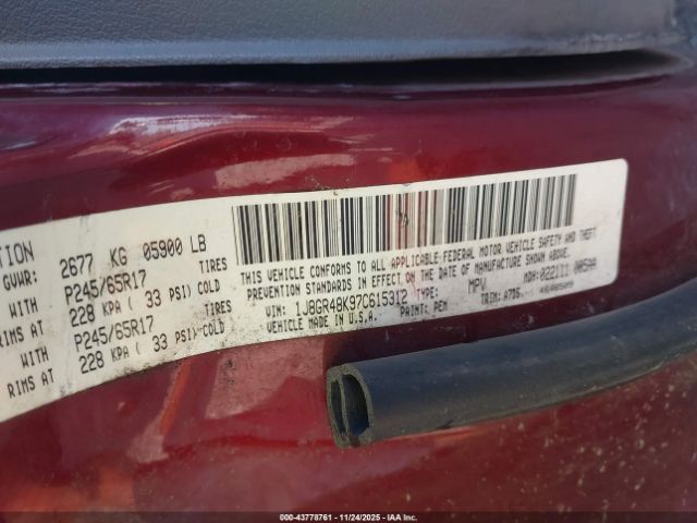 Jeep Grand Cherokee Laredo Image 2