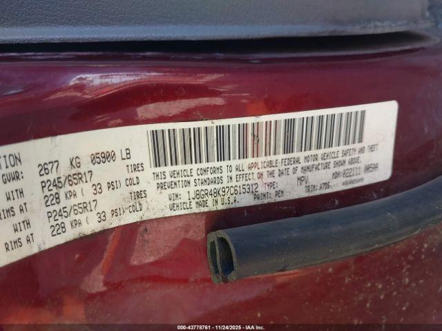 Jeep Grand Cherokee Laredo Image 2