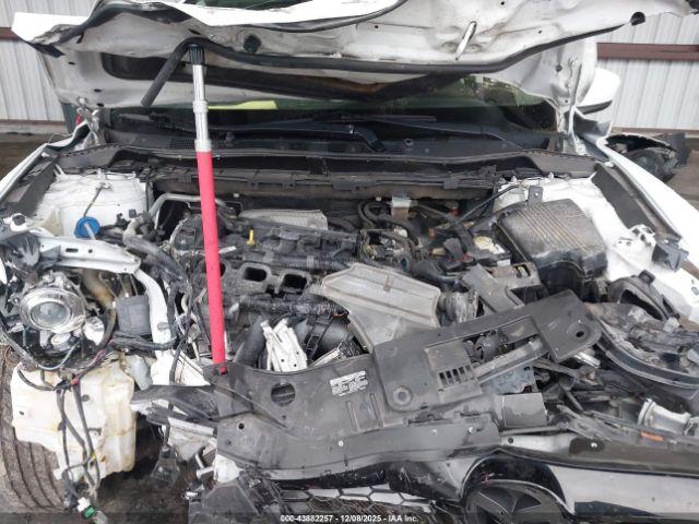 Mazda Cx Grand Touring Image 2