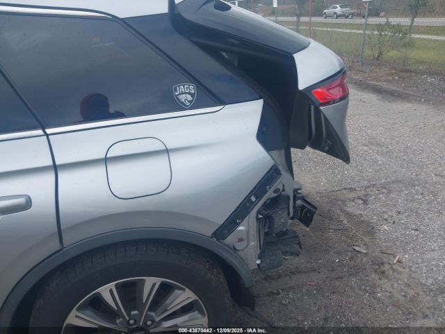 Lincoln Corsair Reserve Image 11