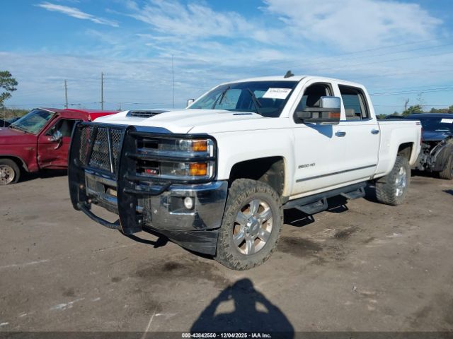 Chevrolet Silverado 2500 Ltz Image 4