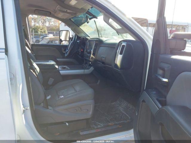 Chevrolet Silverado 2500 Ltz Image 5