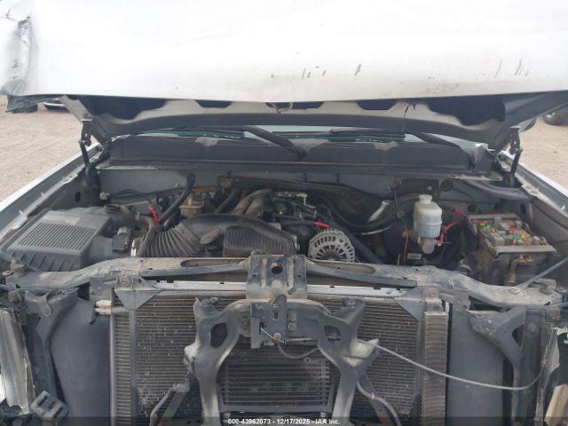 Chevrolet Silverado 1500 Lt Image 3