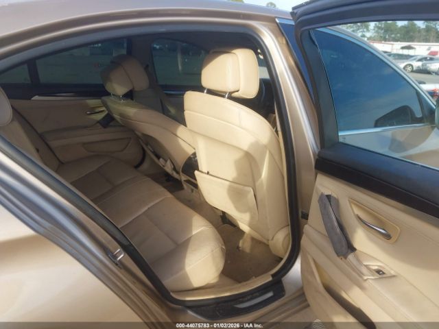 BMW 5 Series Image 3