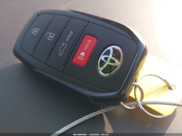 Toyota Crown Limited Image 7