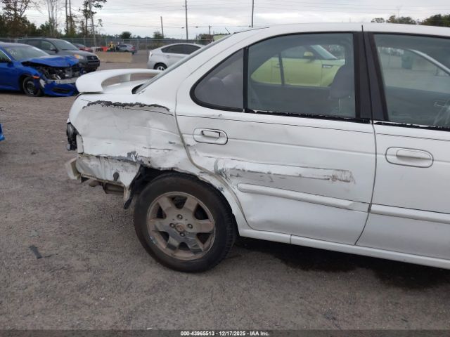 Nissan Sentra 1.8s Image 12