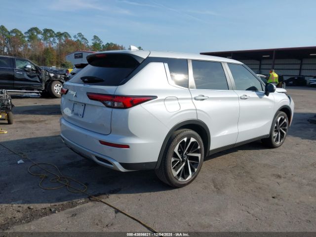 Mitsubishi Outlander Se 2.5 2wd Image 14