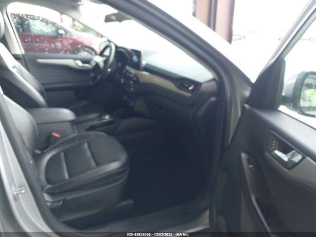 Ford Escape Sel Image 9