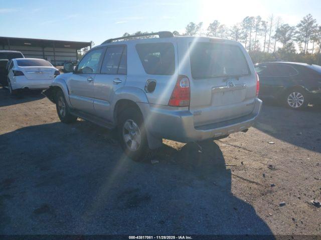 Toyota 4Runner Sr5 V6 Image 11