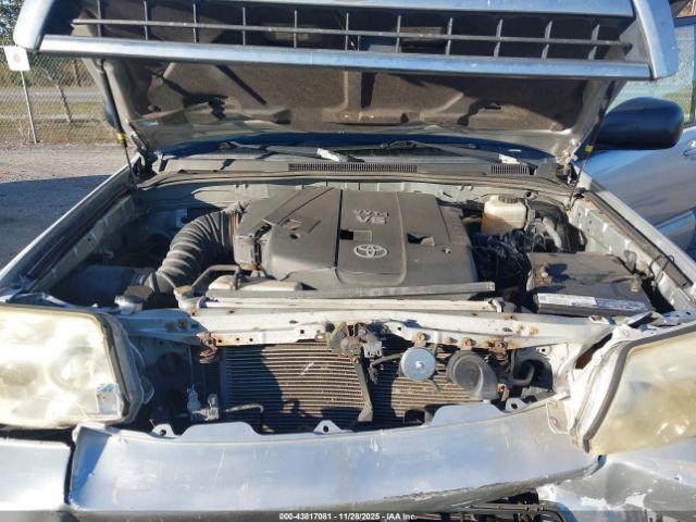 Toyota 4Runner Sr5 V6 Image 13