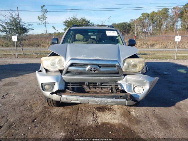 Toyota 4Runner Sr5 V6 Image 10