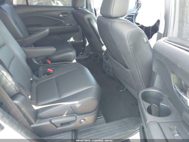 Honda Pilot 2wd Touring 7 Passenger Image 7