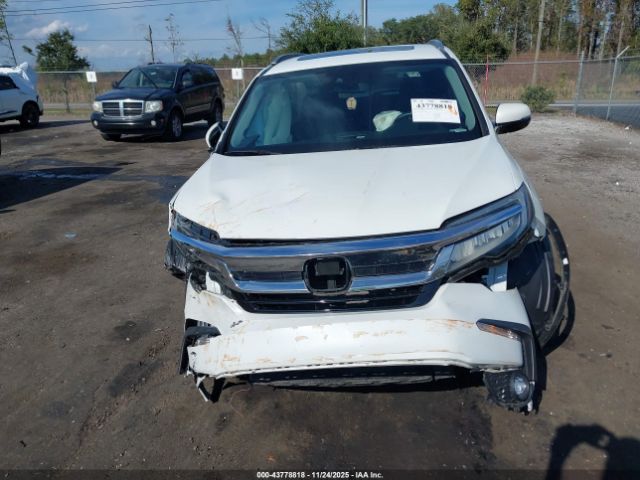 Honda Pilot 2wd Touring 7 Passenger Image 2