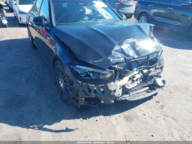 Mercedes-Benz C-Class Image 10